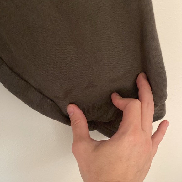 Agolde Cotton Low V-Neck Sweatshirt - Picture 10 of 10